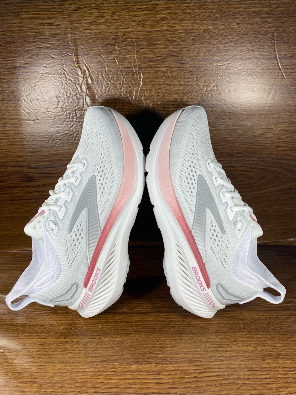 Brooks Glycerin 23 women’s shoe size 7.5 - Picture 8 of 12
